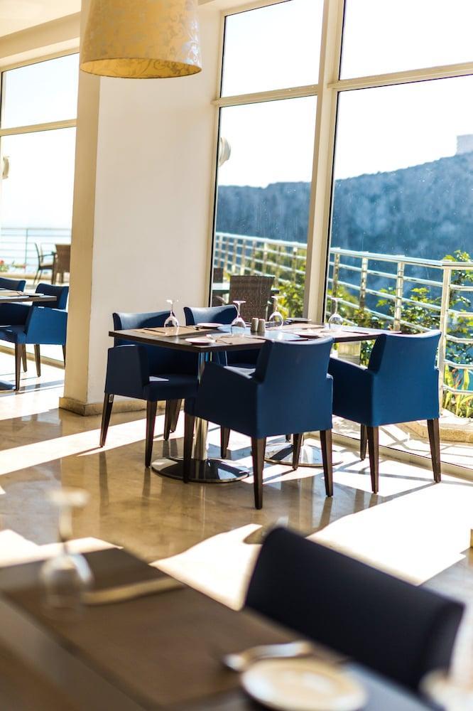 Suites Hotel Mohammed V By Accor Al Hoceïma Eksteriør billede