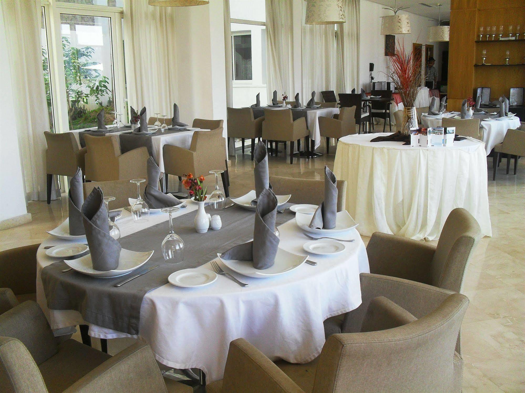 Suites Hotel Mohammed V By Accor Al Hoceïma Eksteriør billede
