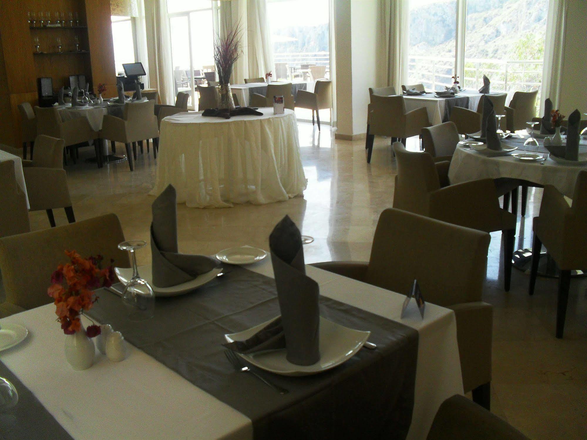 Suites Hotel Mohammed V By Accor Al Hoceïma Eksteriør billede